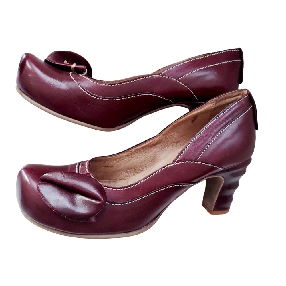 Lirio Portugal Heels